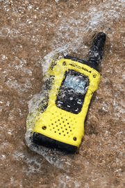 Motorola TLKR T92 H2O Walkie Talkie - Twin Pack_Radio-Shop UK